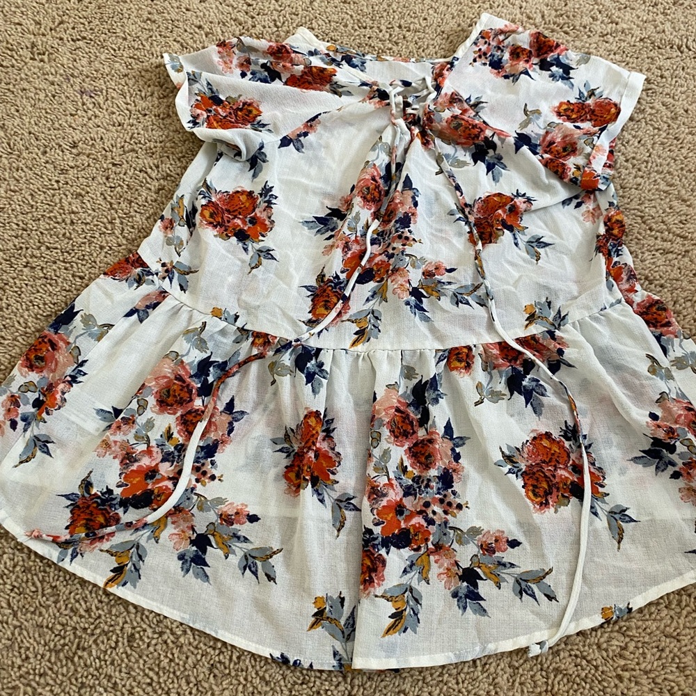 Floral light weight tie blouse